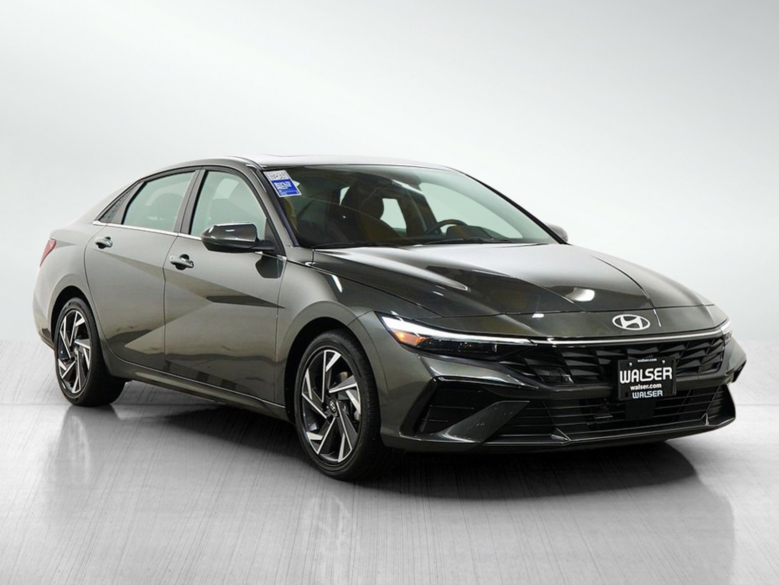 Used 2025 Hyundai Elantra SEL FWD image 7
