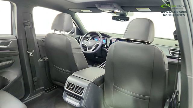 Used 2025 Volkswagen Atlas Cross Sport SEL Premium R-Line AWD/4WD image 29