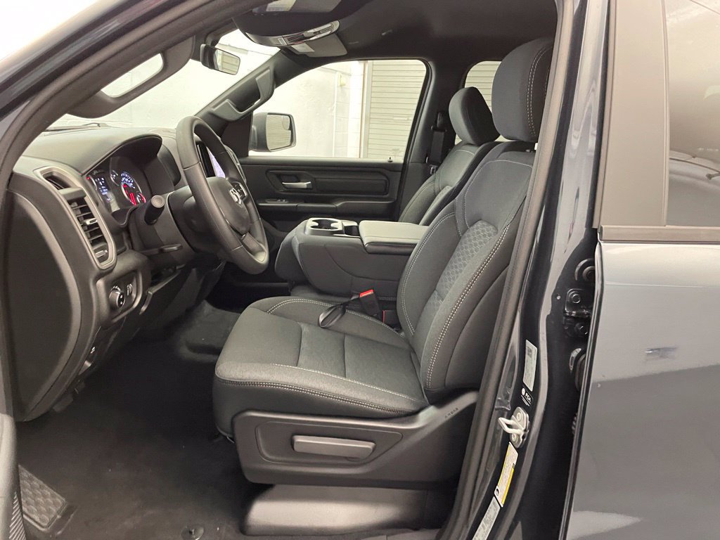 New 2026 RAM 1500 Express AWD/4WD image 16