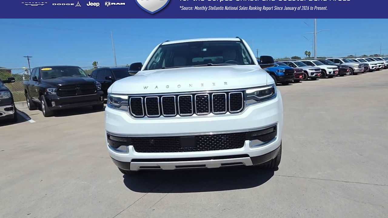 Certified 2024 Jeep Wagoneer Series II w/ Flexible Seating Group RWD image 3