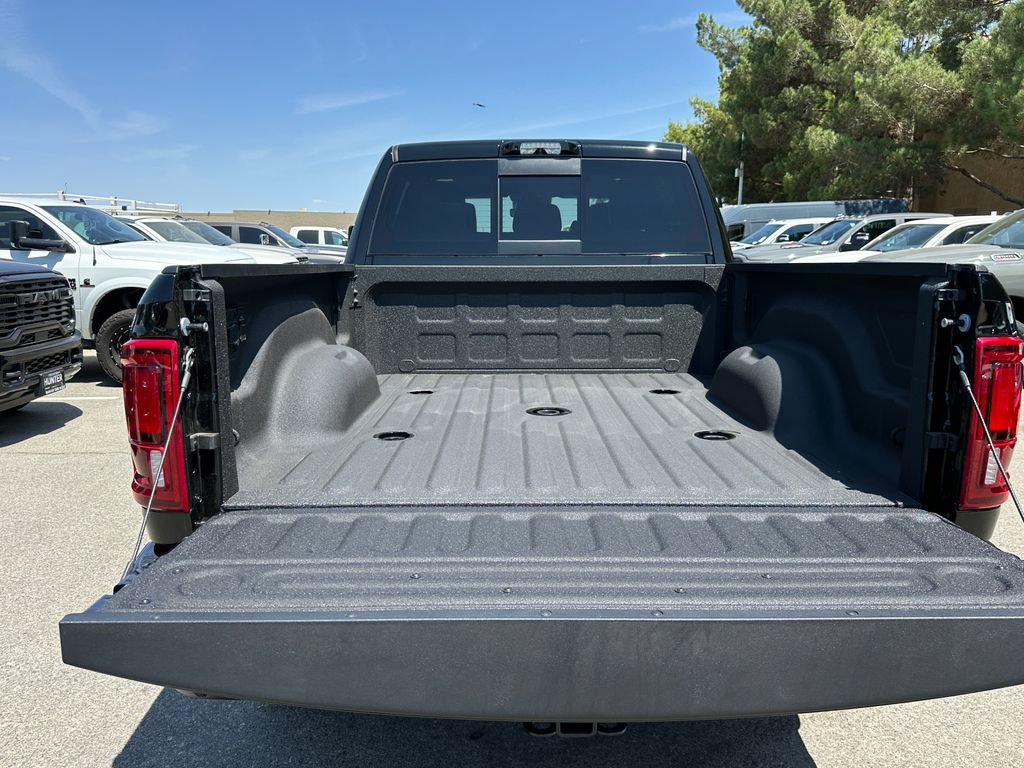 New 2026 RAM 2500 Limited AWD/4WD image 19