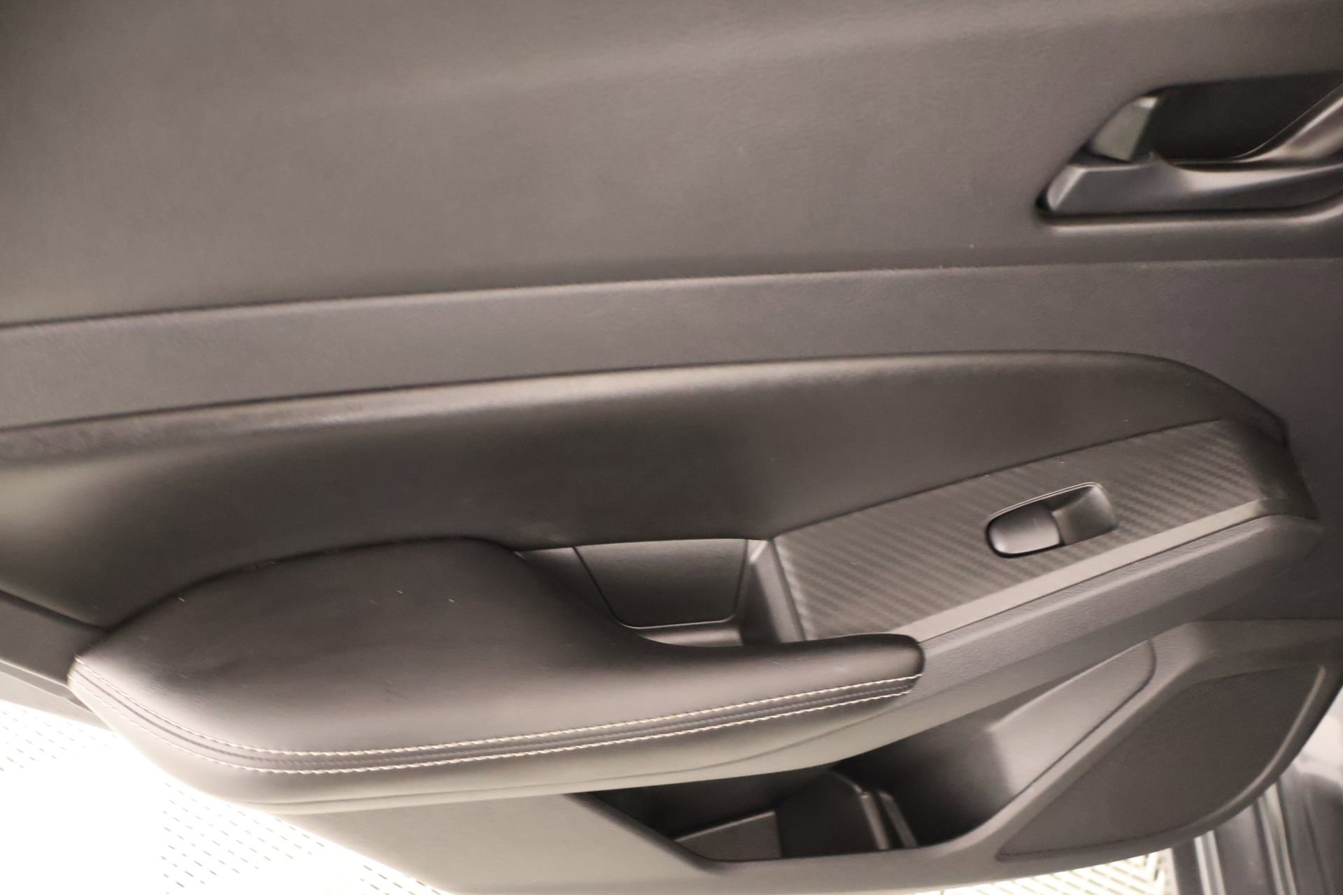 Used 2024 Nissan Altima 2.5 SV AWD/4WD image 15