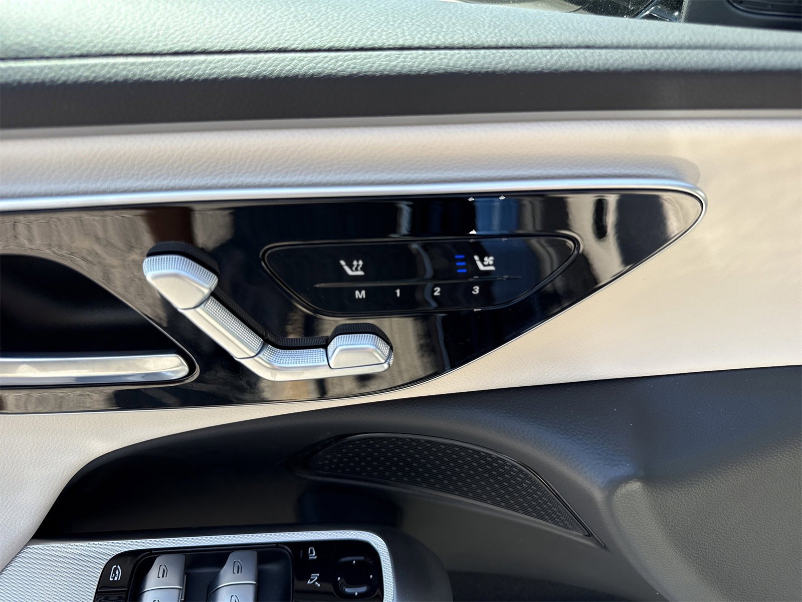 New 2026 Mercedes-Benz E 350 Sedan image 12