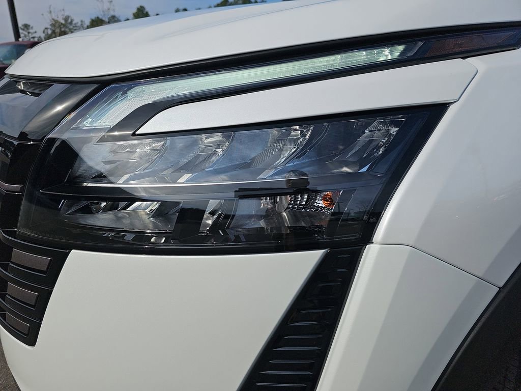 New 2026 Nissan Pathfinder Platinum image 34