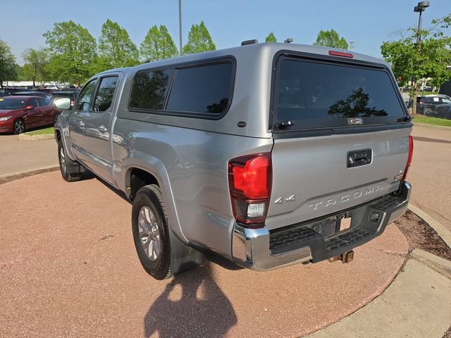 Used 2018 Toyota Tacoma SR5 AWD/4WD image 3