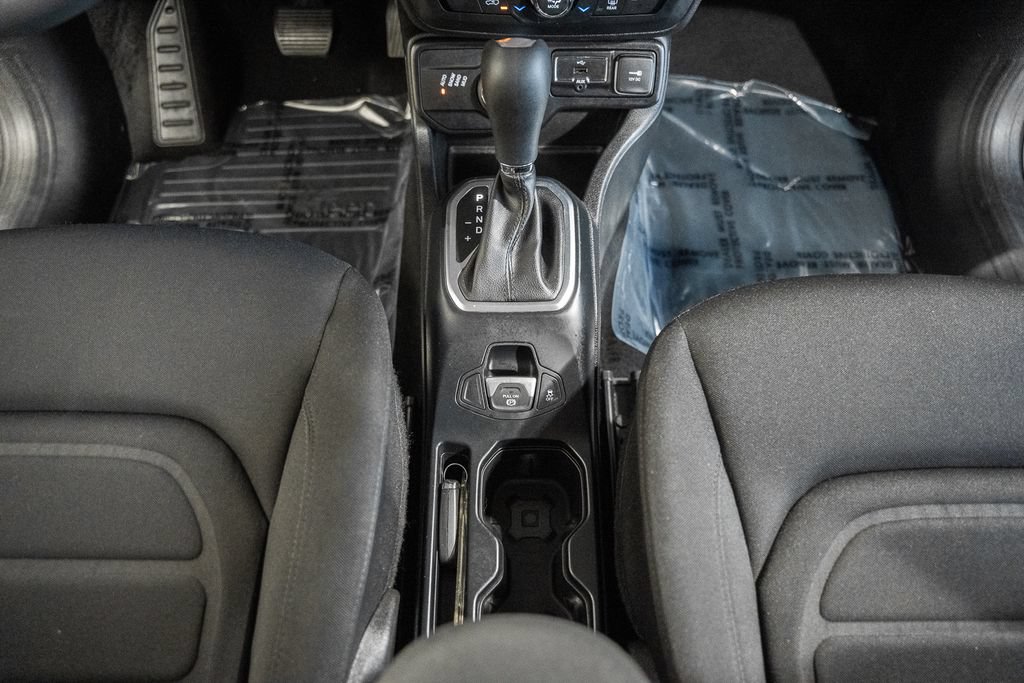 Certified 2018 Jeep Renegade Latitude AWD/4WD image 24