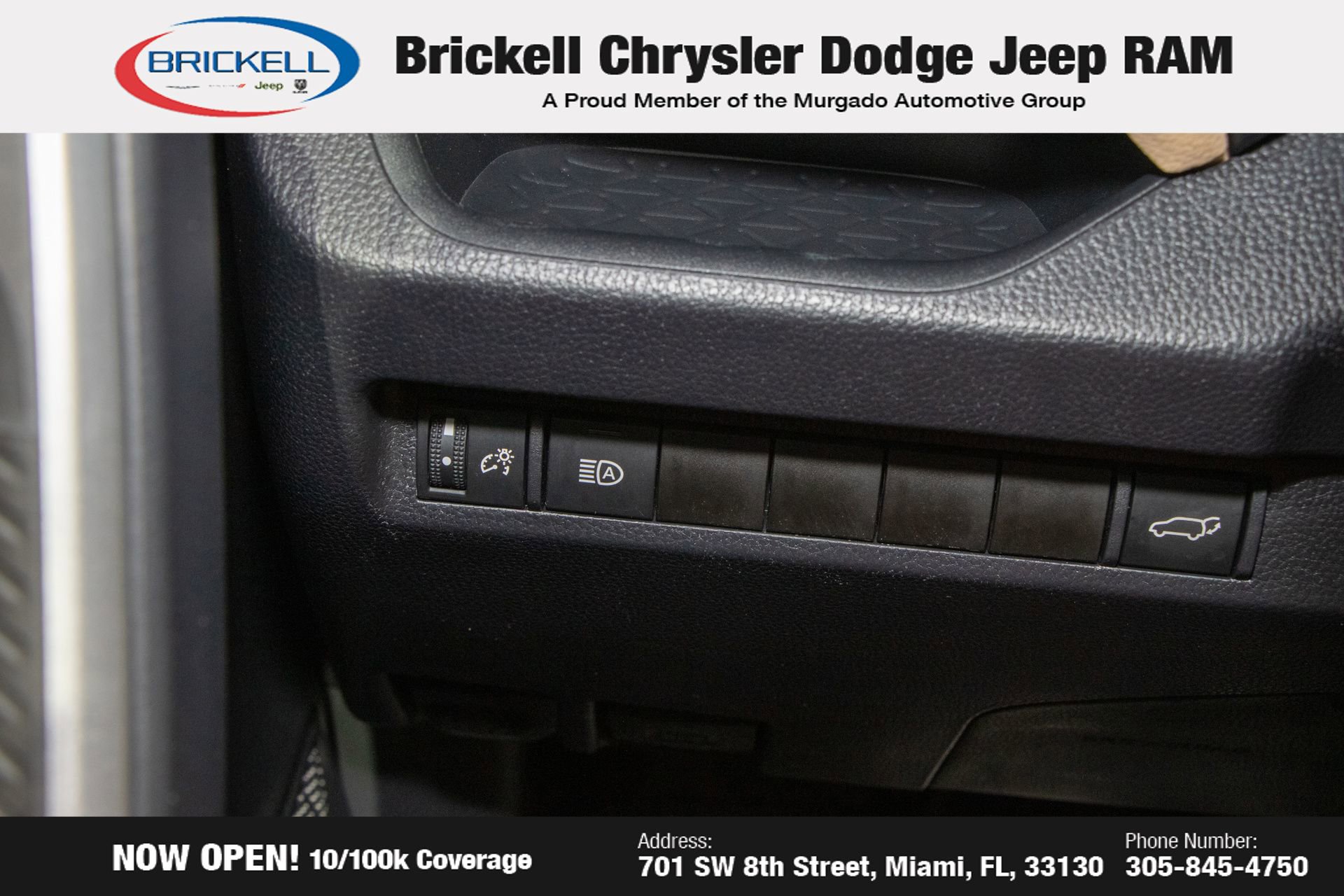 Used 2025 Toyota RAV4 XLE Premium image 26