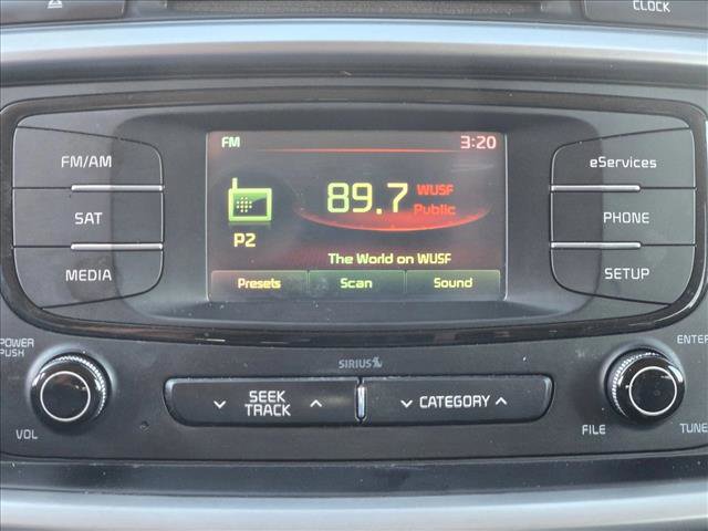 Used 2016 Kia Sorento LX w/ LX Convenience Package image 11