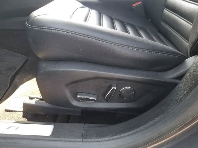 Used 2019 Ford Fusion SEL FWD image 15