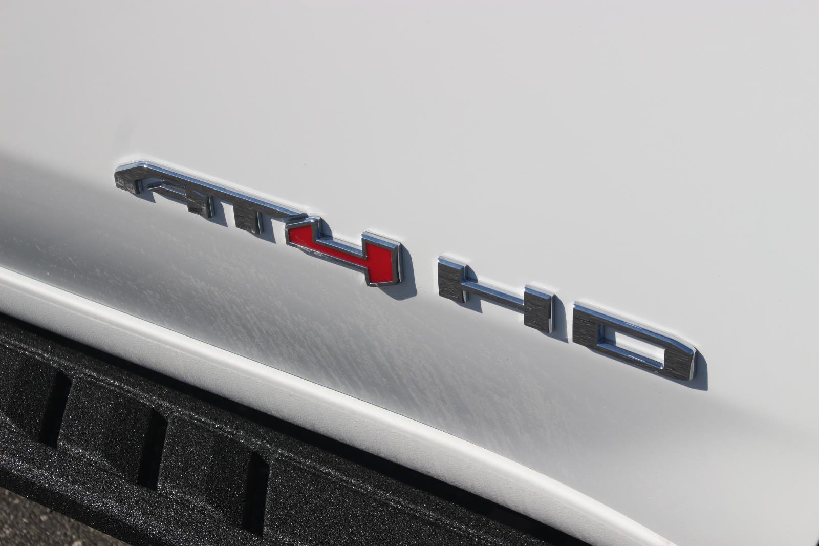 New 2026 GMC Sierra 2500 AT4 w/ AT4 Premium Plus Package image 11