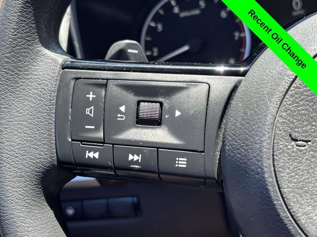 Used 2021 Nissan Rogue SV AWD/4WD image 11