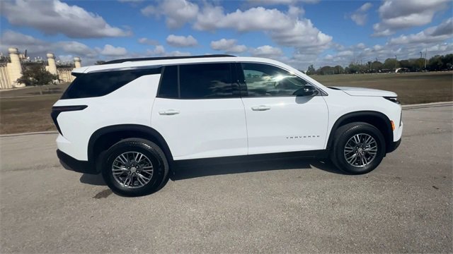 Certified 2025 Chevrolet Traverse LT image 9