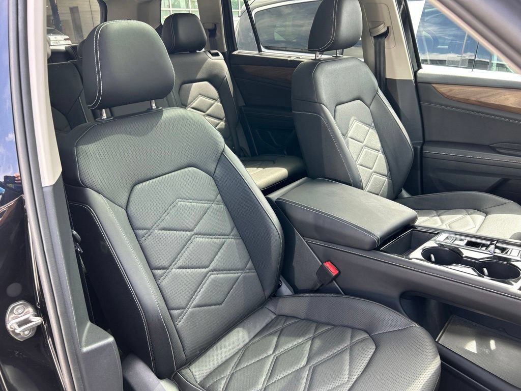 Certified 2026 Volkswagen Atlas SE w/ Panoramic Sunroof Package FWD image 44