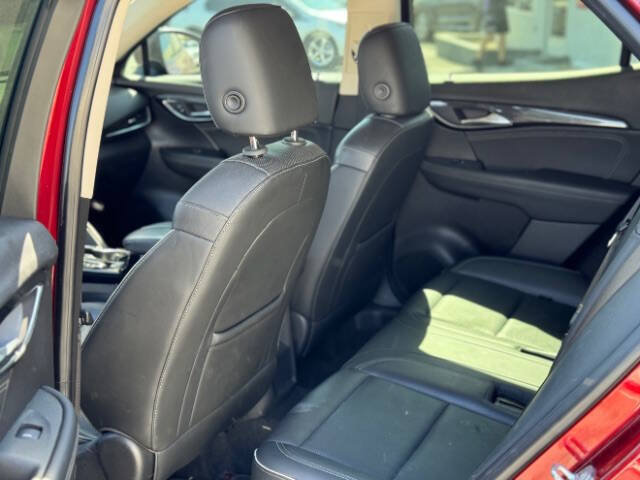 Used 2021 Buick Envision Essence w/ Sport Touring Package FWD image 12