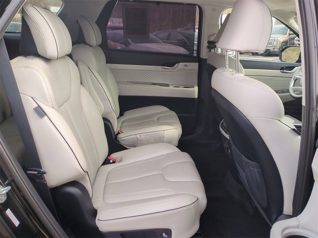 Used 2023 Hyundai Palisade Calligraphy image 28