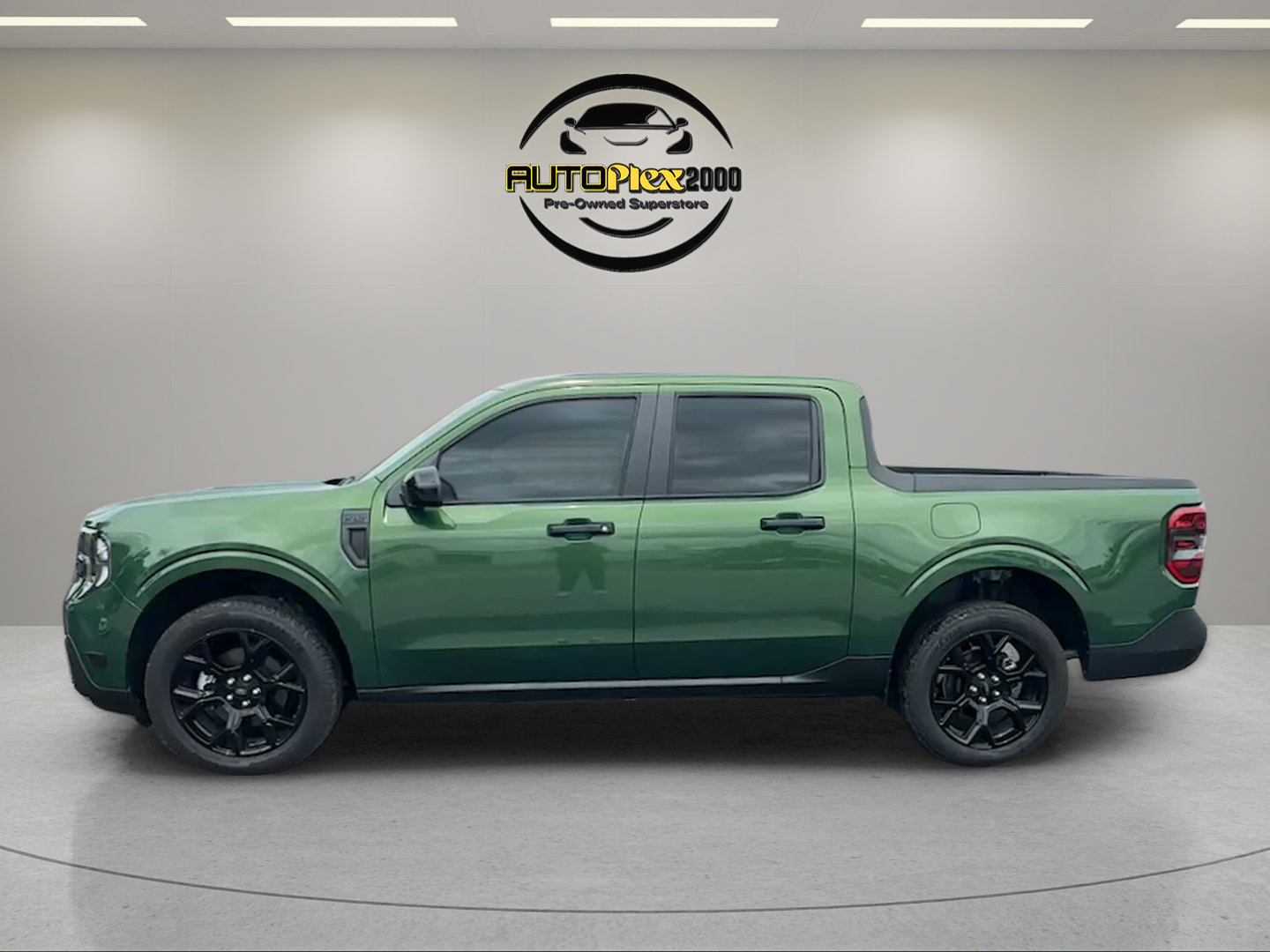 Used 2025 Ford Maverick XLT w/ Black Appearance Package AWD/4WD image 4