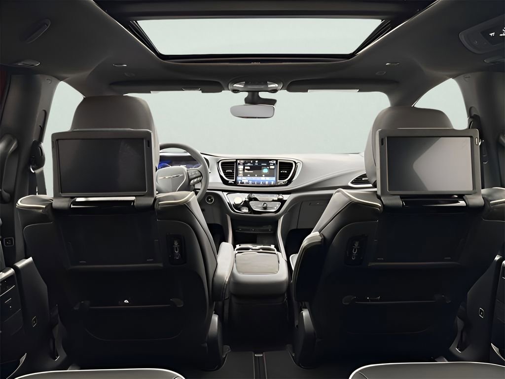 New 2026 Chrysler Pacifica Limited w/ Uconnect Theater Family Group image 15