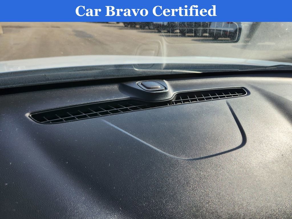 Used 2023 Chevrolet Malibu LT image 8