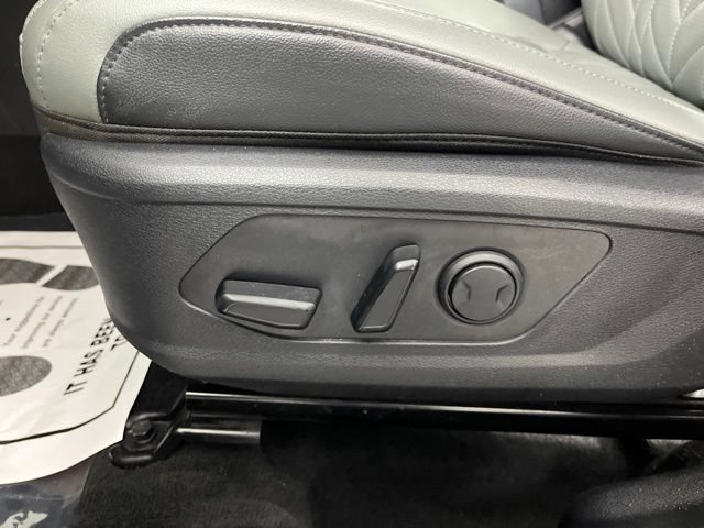 Used 2023 Kia Sportage X-Line w/ X-Line Premium Package AWD/4WD image 30