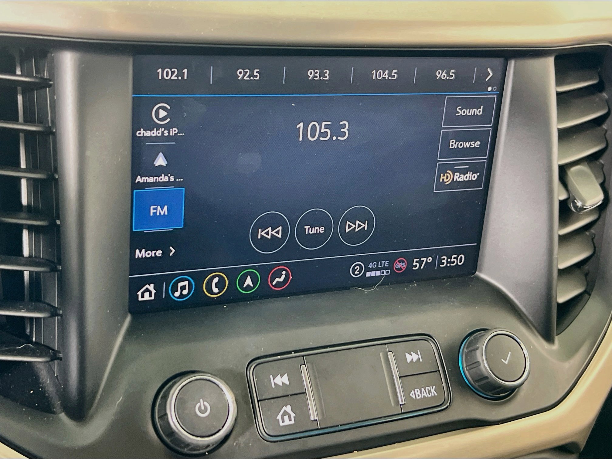 Used 2021 GMC Acadia Denali w/ Denali Ultimate Package AWD/4WD image 15