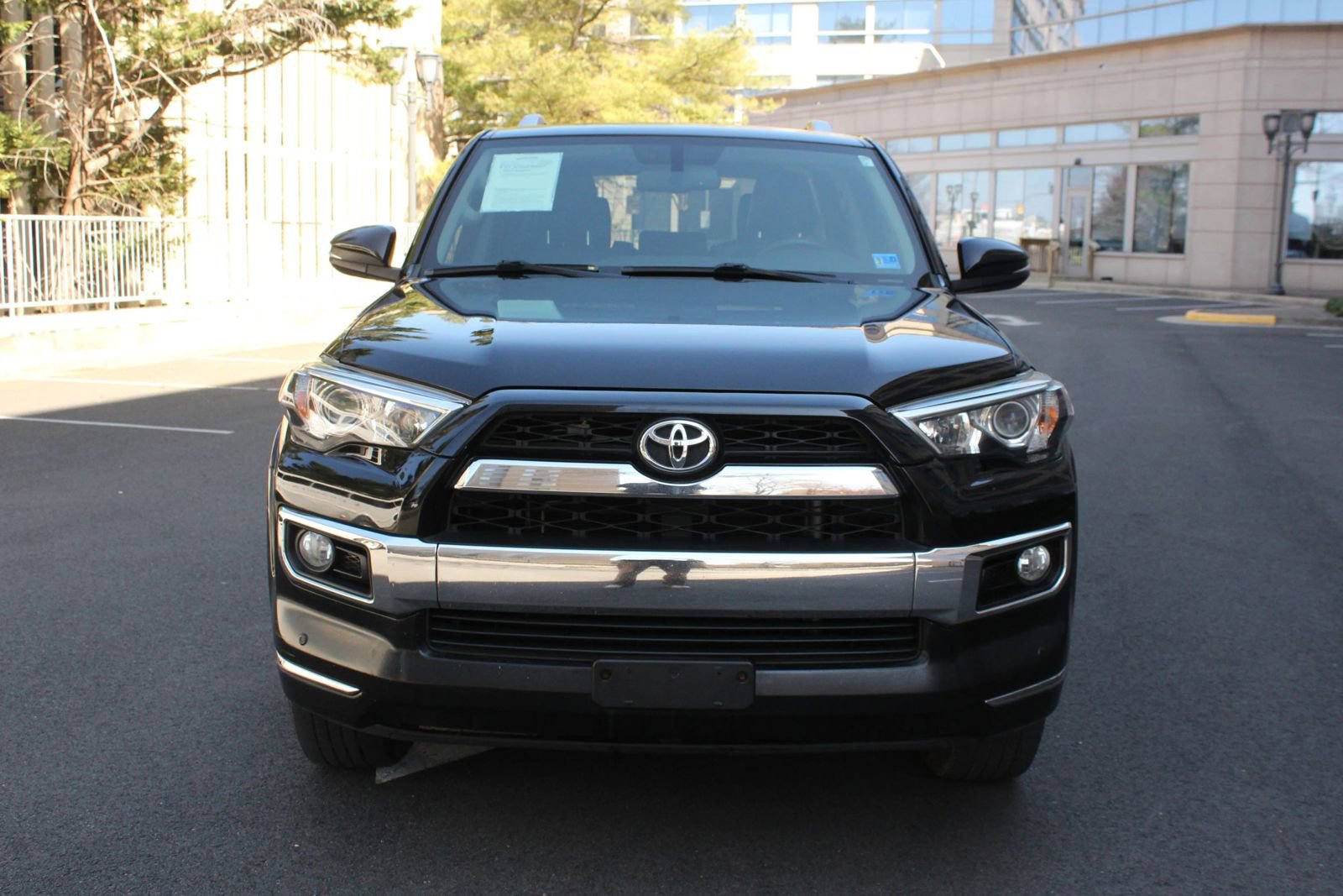 Used 2018 Toyota 4Runner Limited AWD/4WD image 3