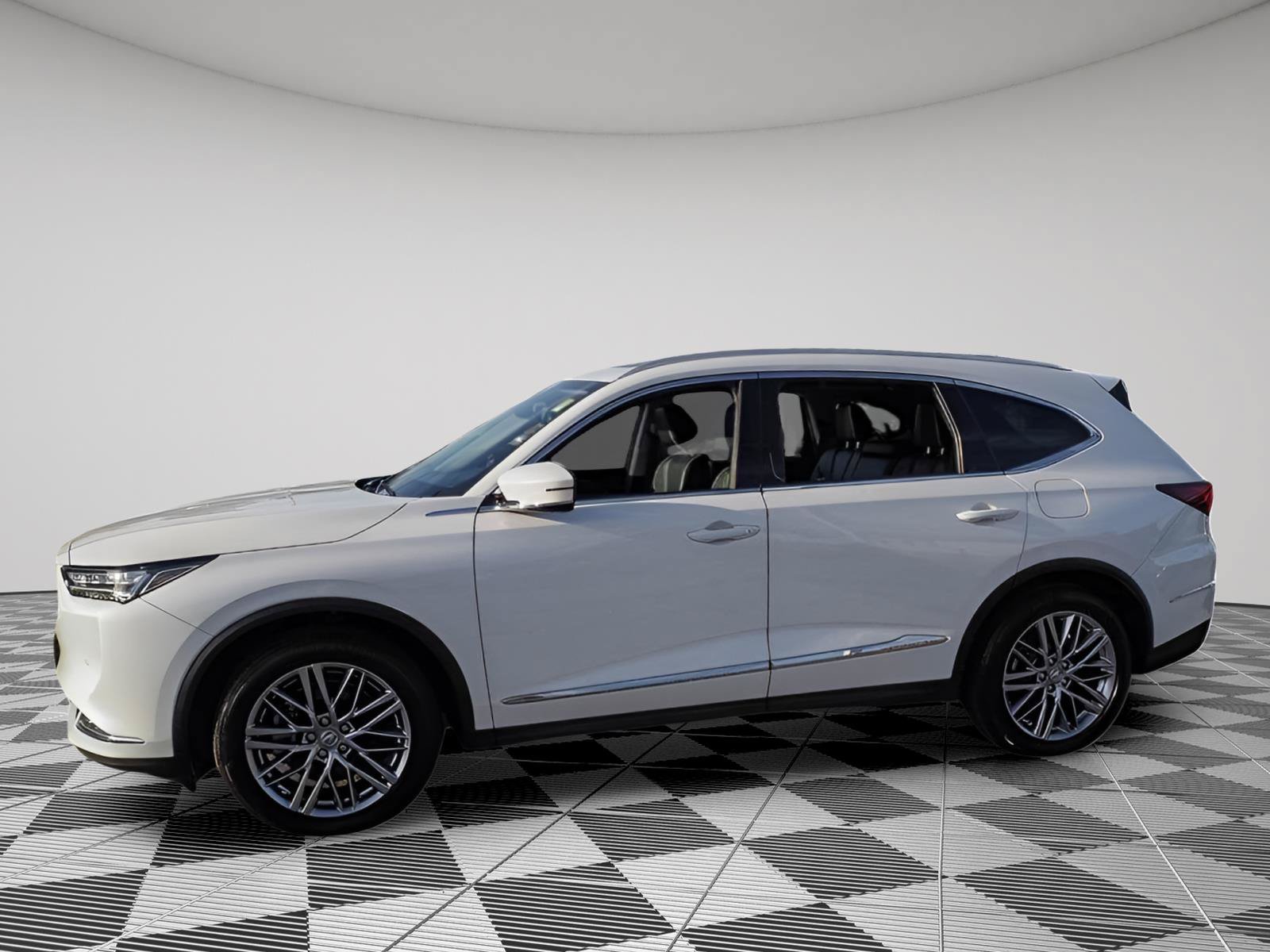Used 2023 Acura MDX SH-AWD w/ Advance Package image 4