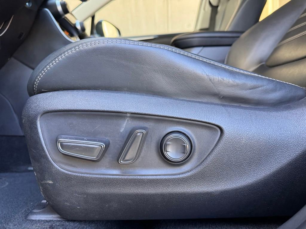 Used 2024 Toyota RAV4 XLE Premium image 8