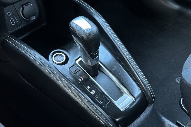 Used 2018 Nissan Kicks SV image 23