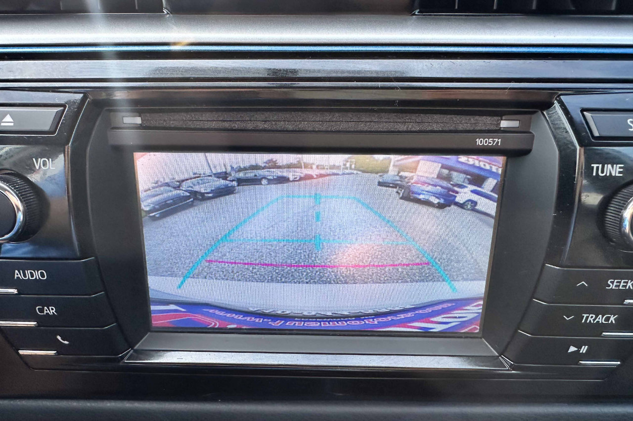 Used 2015 Toyota Corolla S image 18