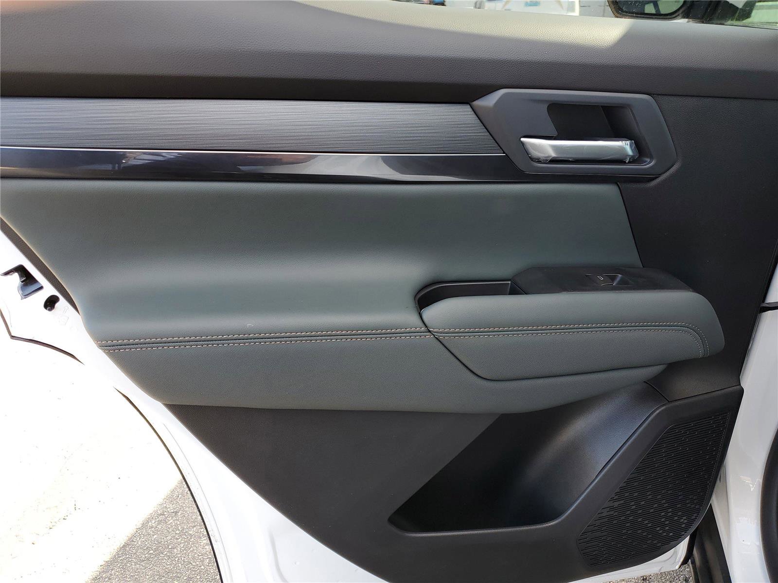 New 2026 GMC Terrain AT4 image 15