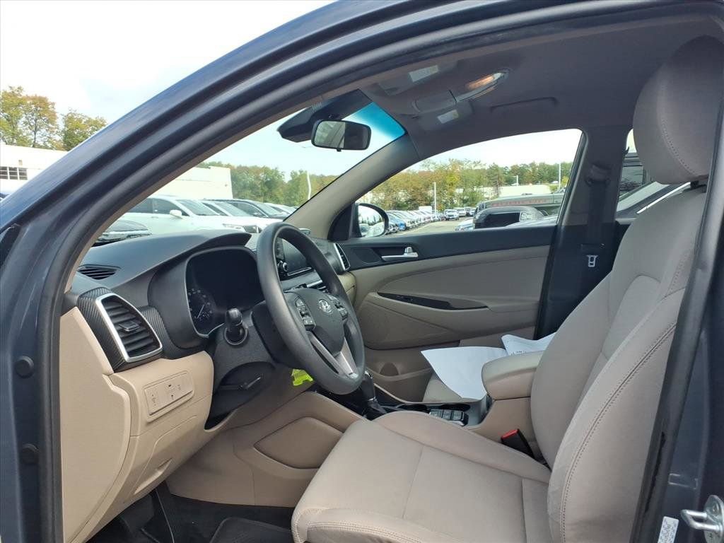 Used 2021 Hyundai Tucson SE w/ Cargo Package image 9