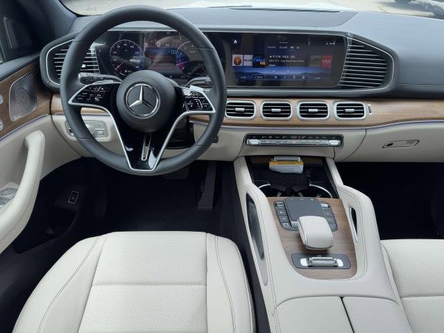 New 2025 Mercedes-Benz GLS 450 4MATIC image 5