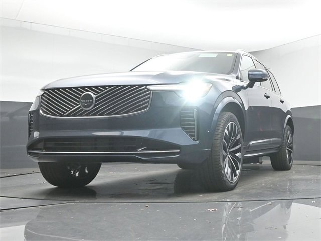 New 2026 Volvo XC90 B6 Plus w/ Protection Package Premier image 40