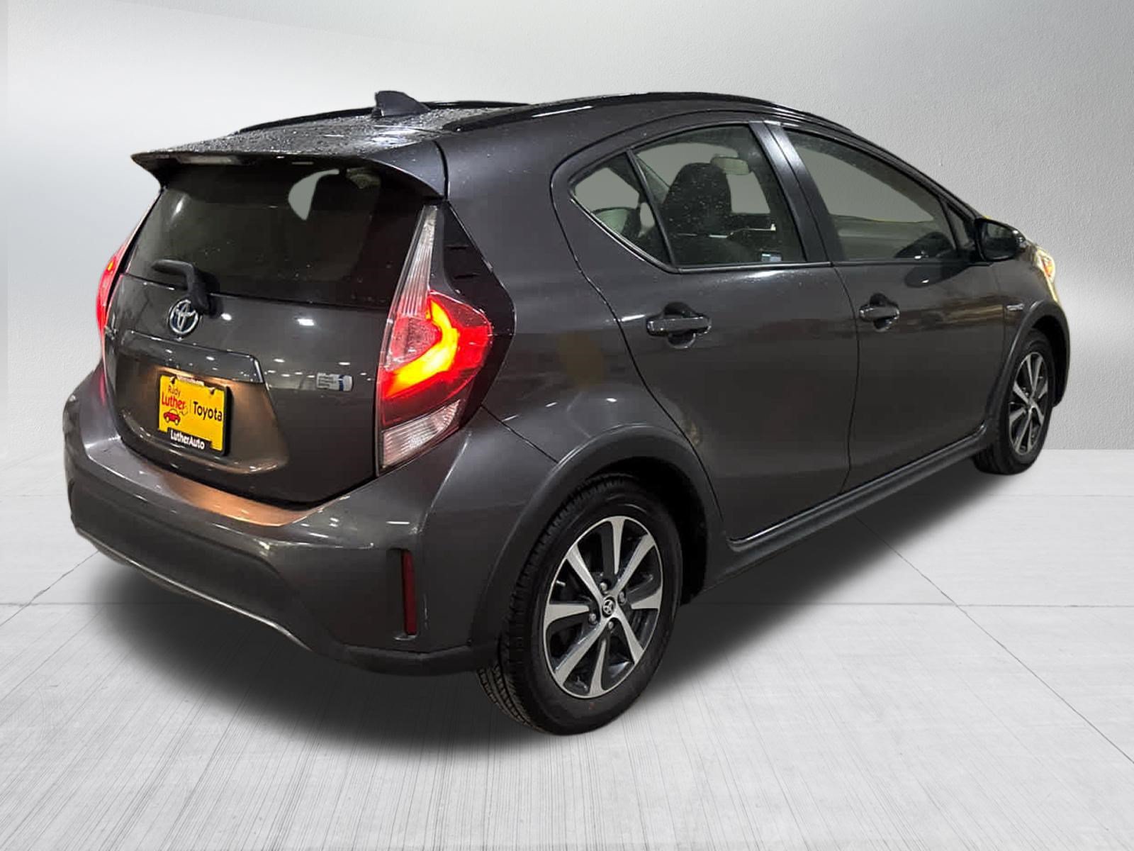 Used 2018 Toyota Prius C Two FWD image 6