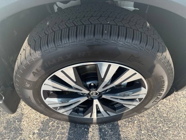 Used 2021 Nissan Rogue SV AWD/4WD image 22