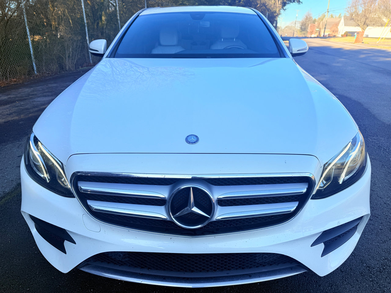 Used 2017 Mercedes-Benz E 300 image 2