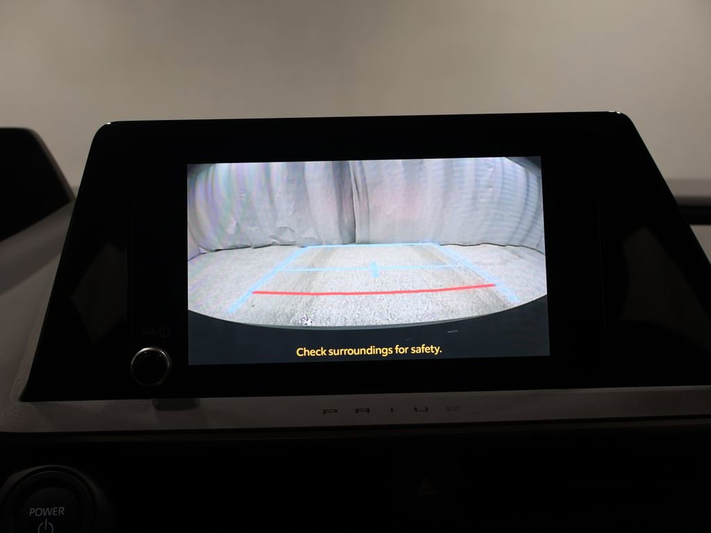 Used 2024 Toyota Prius LE image 28