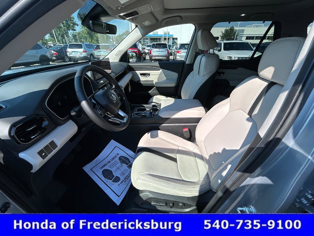 Certified 2026 Honda Pilot Touring image 14