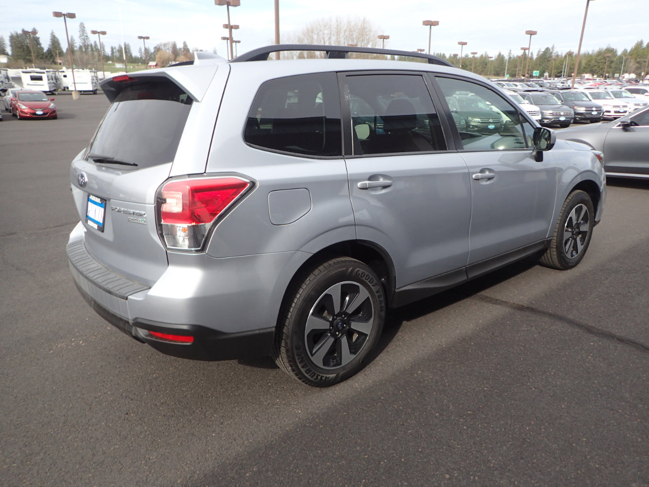 Used 2017 Subaru Forester 2.5i Premium image 5