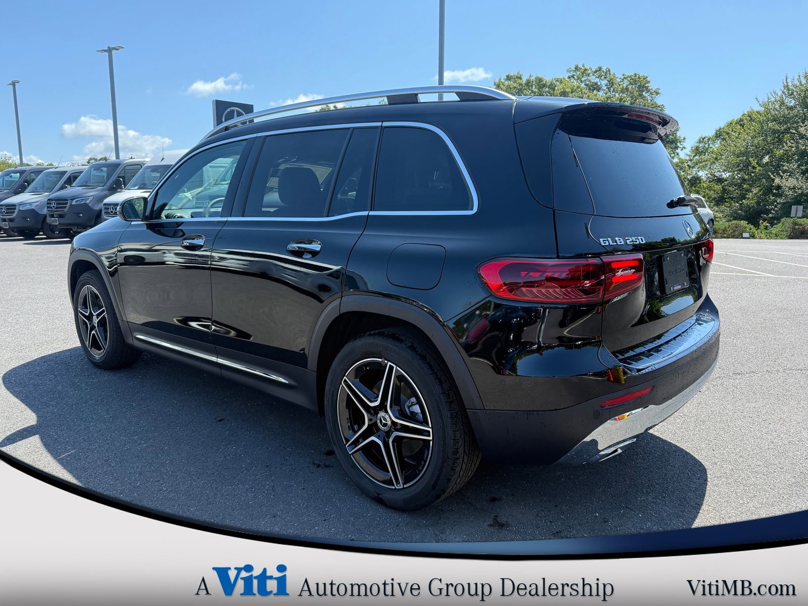 Certified 2026 Mercedes-Benz GLB 250 4MATIC image 6