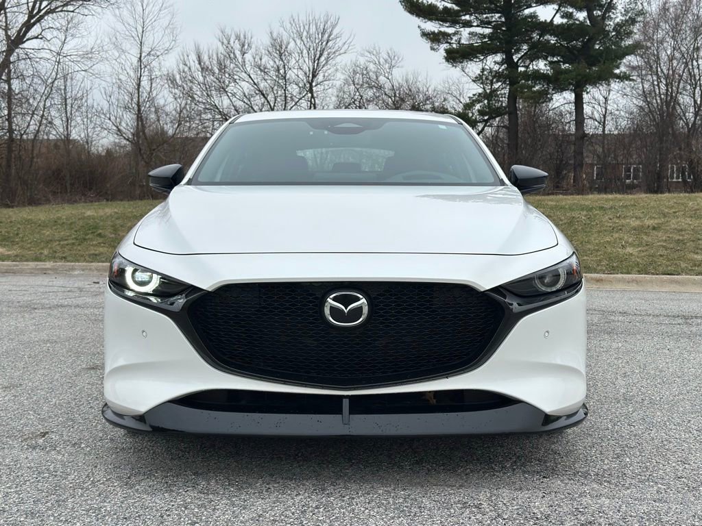 Used 2024 MAZDA MAZDA3 Hatchback w/Premium Plus Pkg image 2