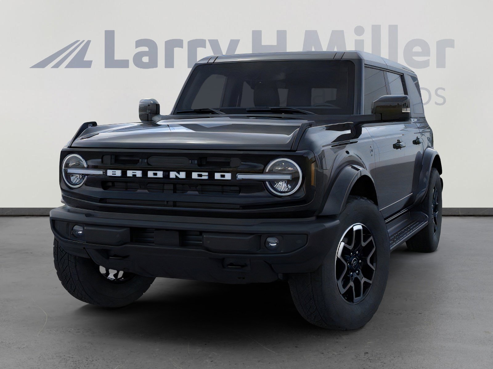 New 2025 Ford Bronco Outer Banks image 2