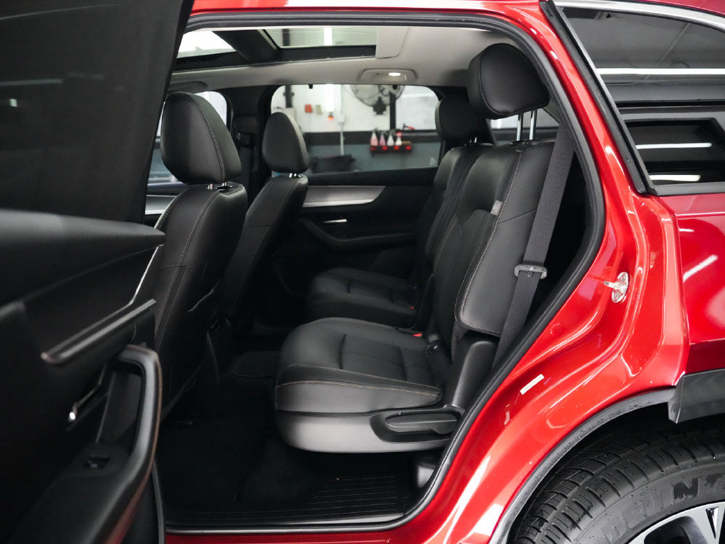 Used 2024 MAZDA CX-90 Plug-In Hybrid w/ Premium Pkg AWD/4WD image 33