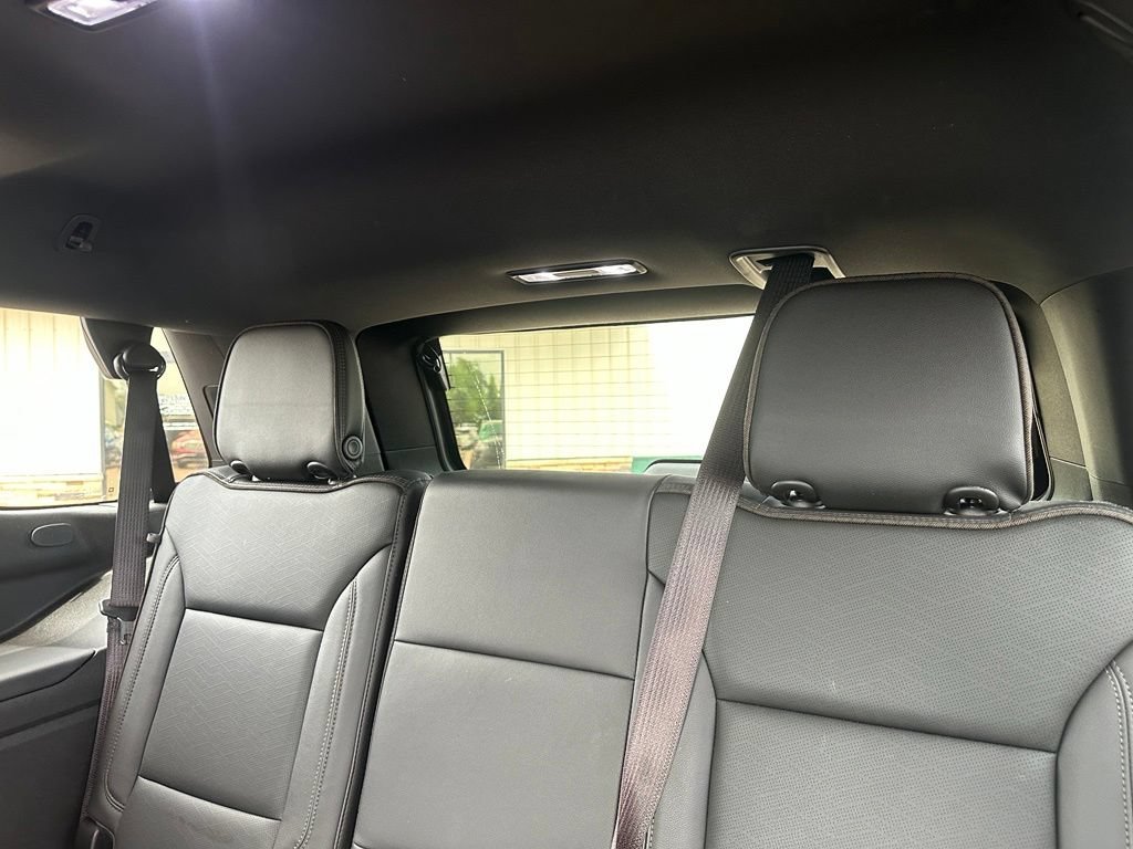 Used 2021 Chevrolet Tahoe High Country w/ Premium Package AWD/4WD image 25