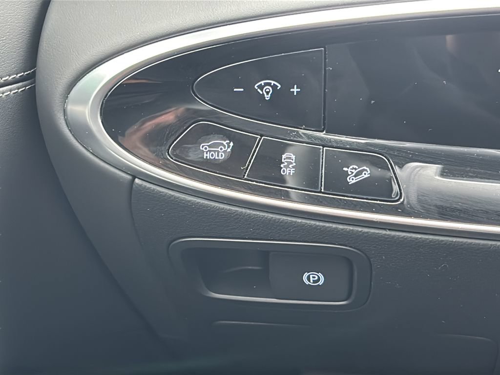 Certified 2026 Genesis GV70 2.5T AWD/4WD image 29