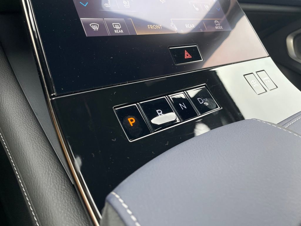 Certified 2026 INFINITI QX80 4WD w/ Sport Exterior Package image 23