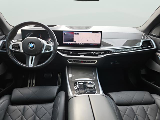 Used 2024 BMW X5 M60i image 9