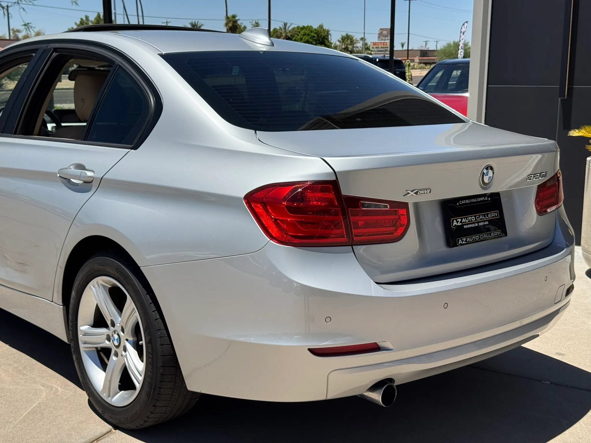Used 2014 BMW 320i xDrive Sedan AWD/4WD image 48