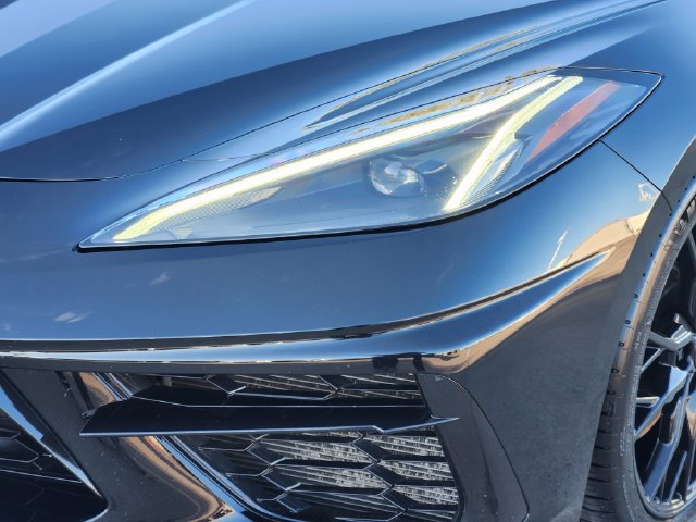 Used 2025 Chevrolet Corvette Stingray Preferred Cpe w/ Z51 Performance Package RWD image 15