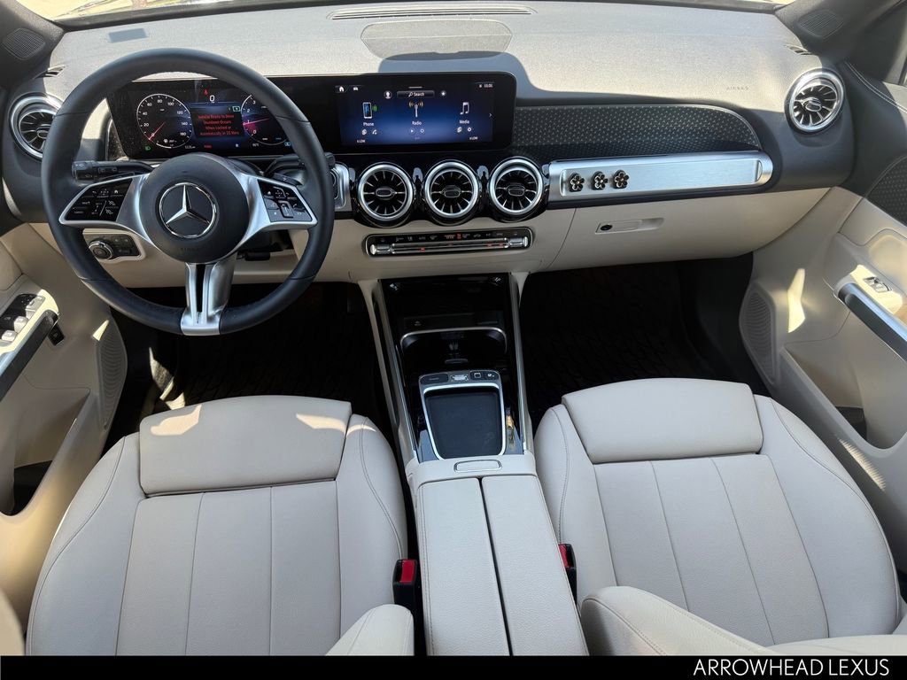 Used 2025 Mercedes-Benz GLB 250 image 25